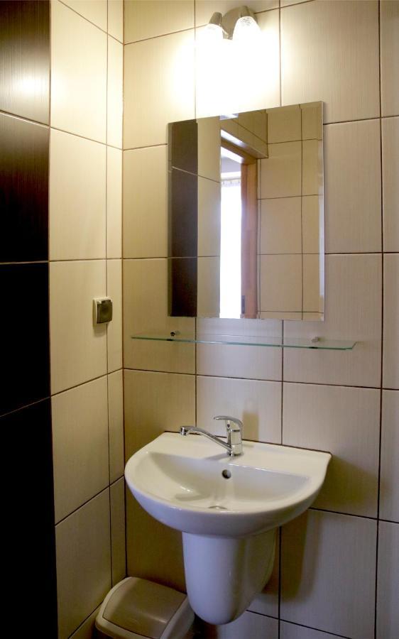 Pokoje Goscinne Staszelowka Ciche Małe Eksteriør billede